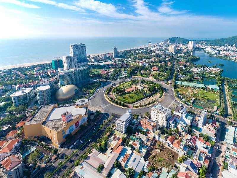 Tỉnh sở hữu siêu cảng lớn nhất Việt Nam sắp lên thành phố trực thuộc Trung ương, sẽ có 7 đô thị biển